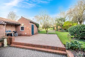 Photo 23- click for photo gallery